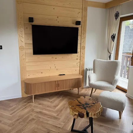 Δωμάτια σε οικογενειακή κατοικία Muran Ζακοπάνε