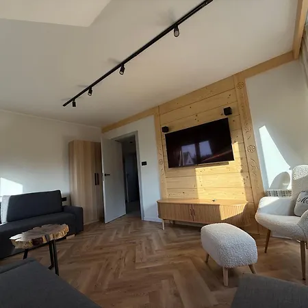 Δωμάτια σε οικογενειακή κατοικία Muran *